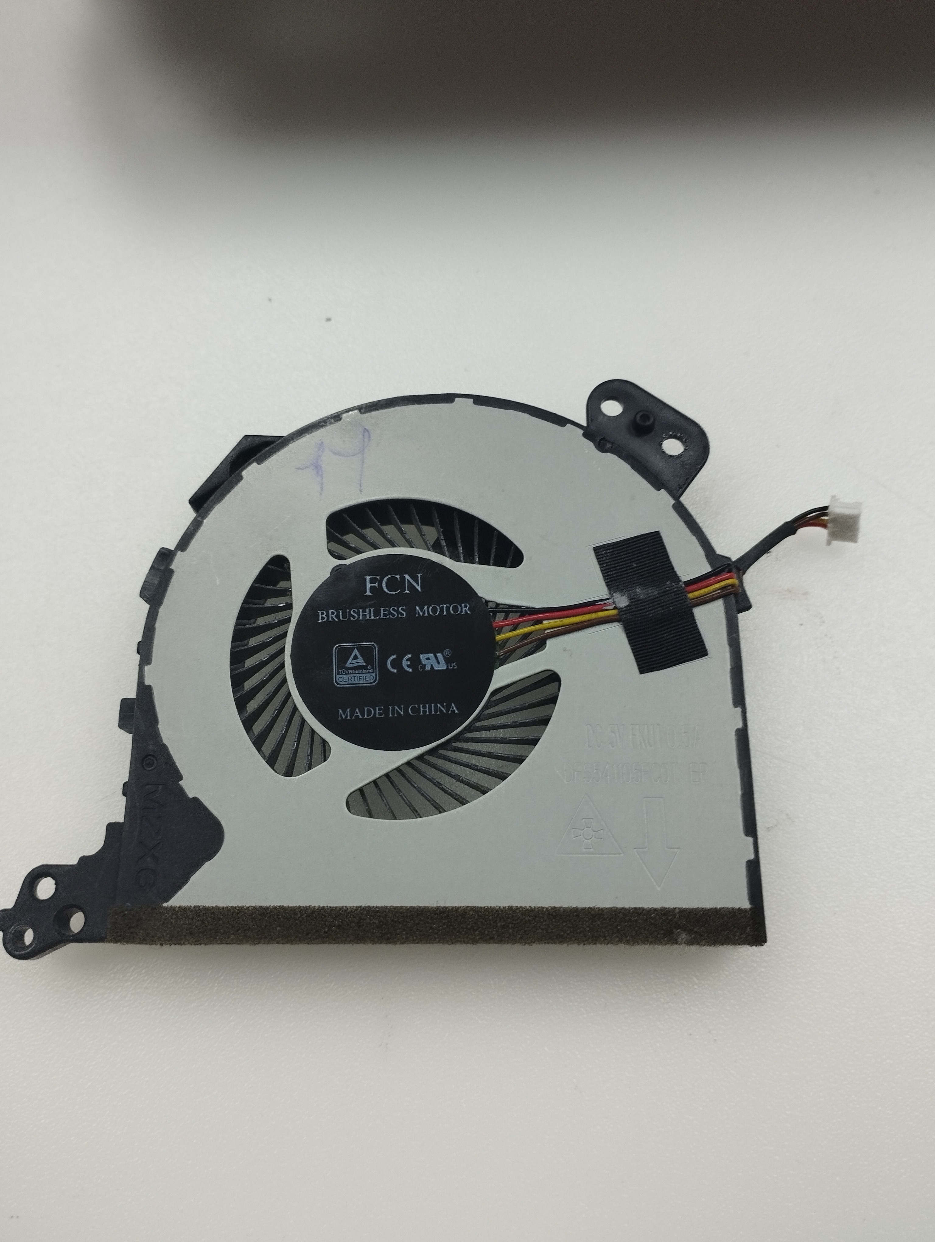 ORJİNAL DELL LATİTUDE 3470 3570 3460 3560 soğutucu fan