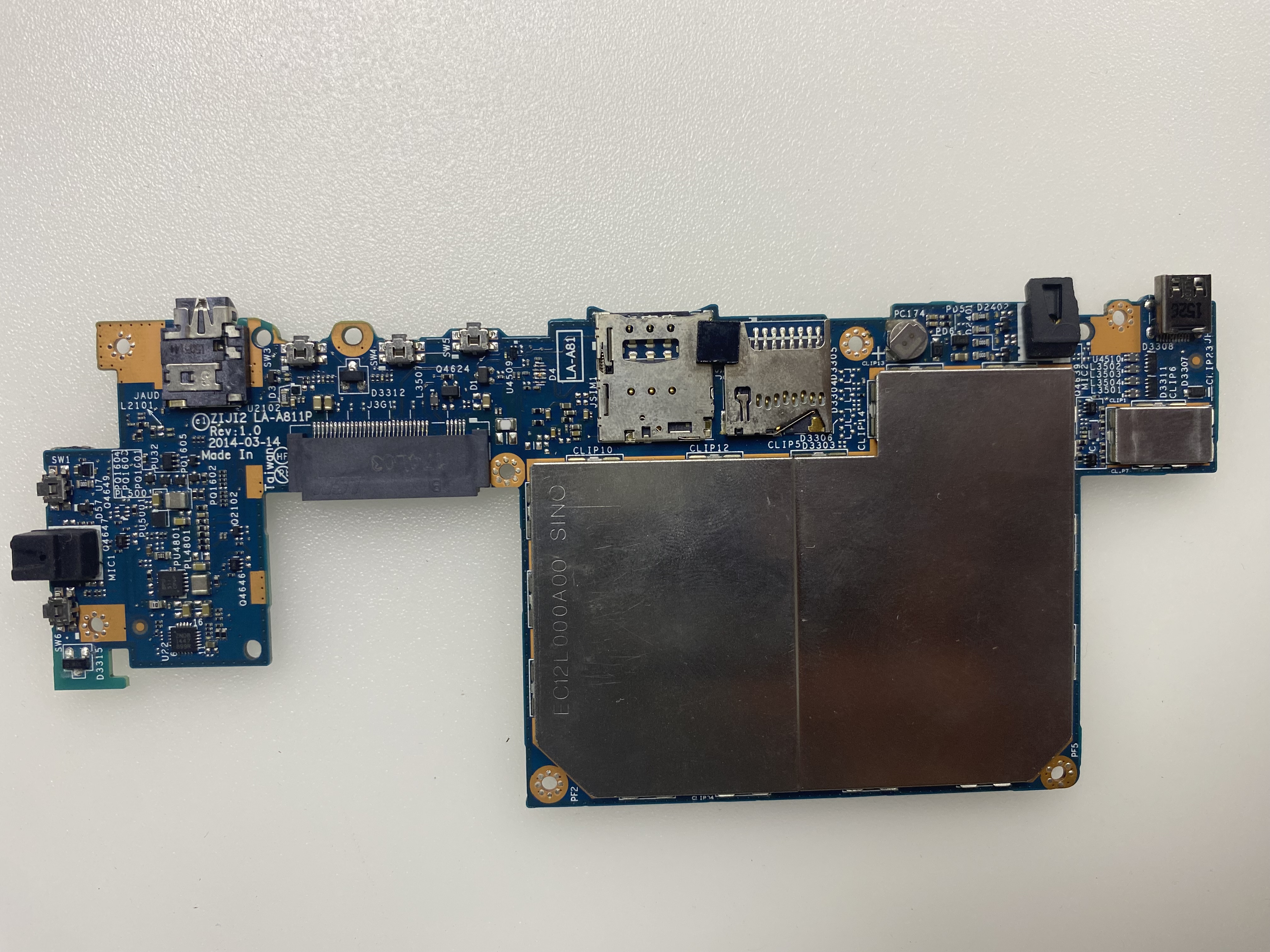 LENOVO  LA-A811P THİNKPAD 10 GEN 1 64 GB SIFIR KART