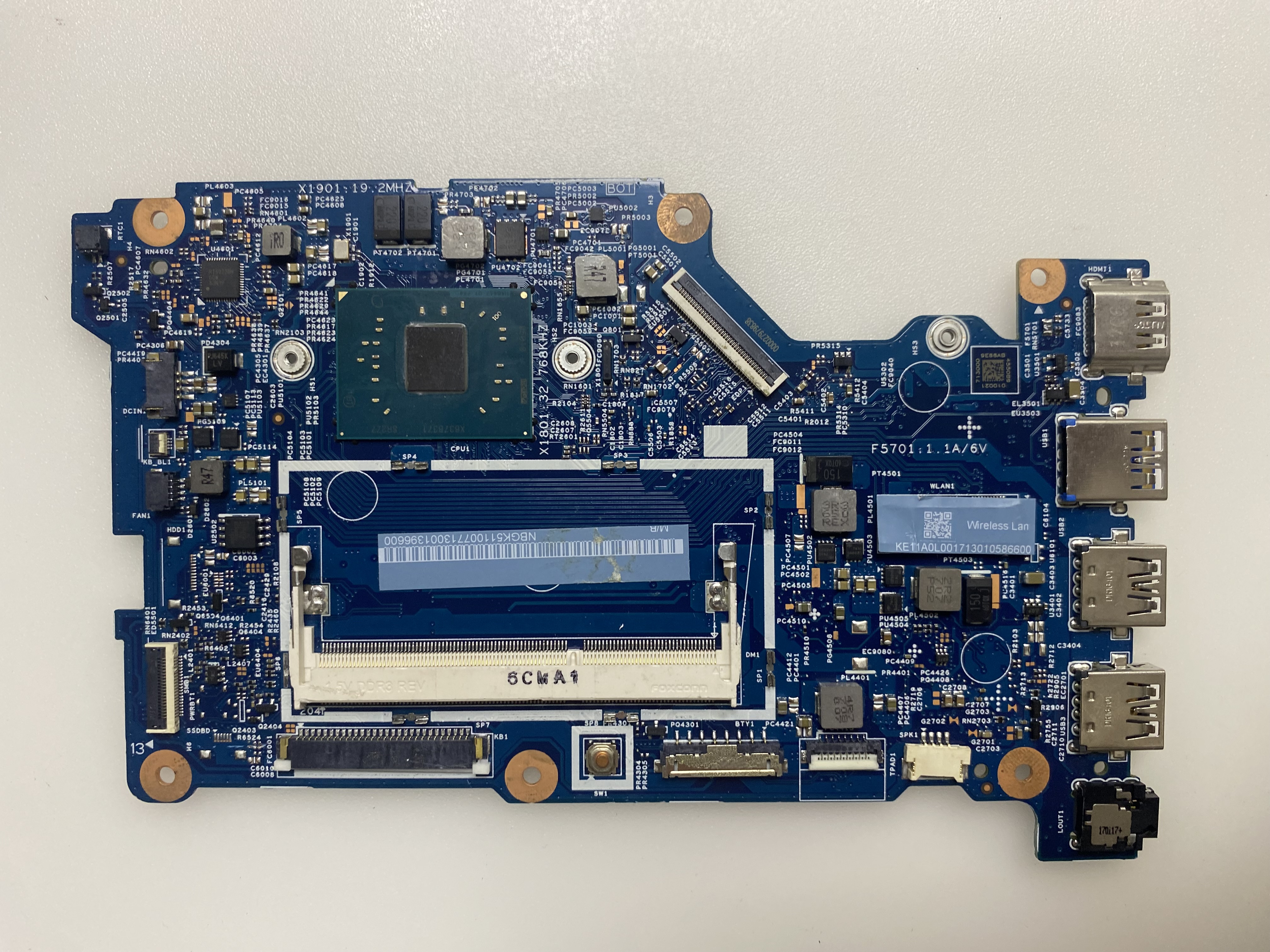 ACER İRONHİDE-APL 16835-1M 2. EL ANAKART