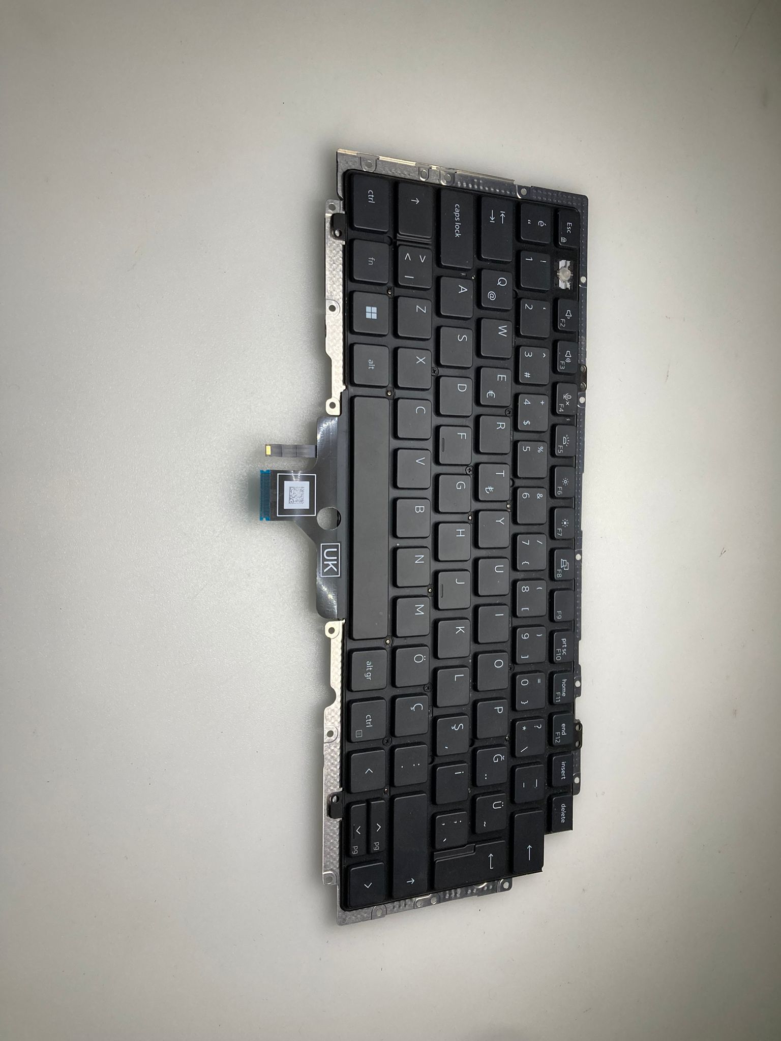 ORJİNAL DELL LATİTUDE 5420 KLAVYE 1 TUŞ EKSİK